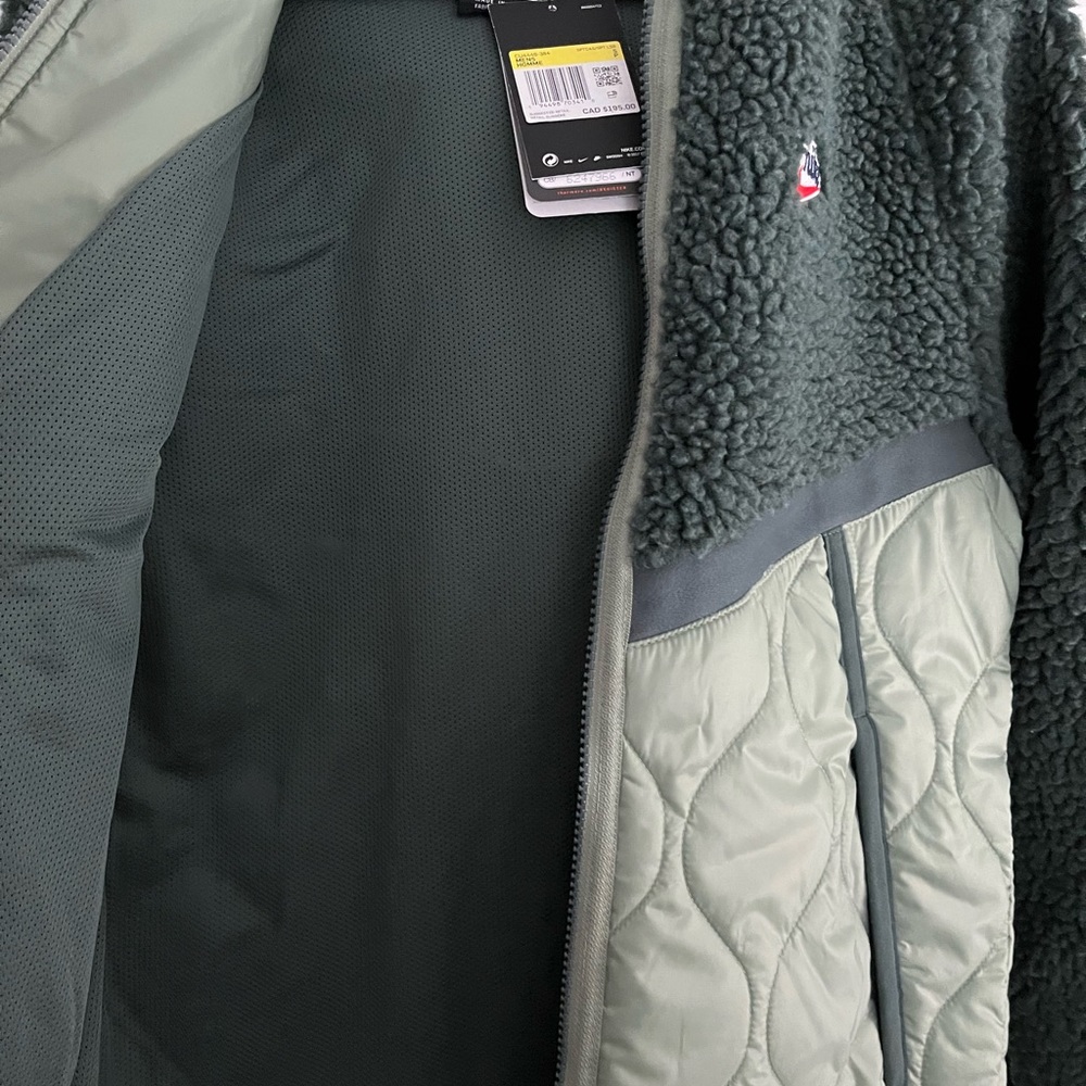 NWT Nike sherpa - Picture 2 of 4